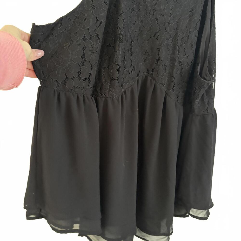Torrid | Women’s Black Strappy Halter Lace Sheer Layered Blouse Top Size 3X - Picture 6 of 9